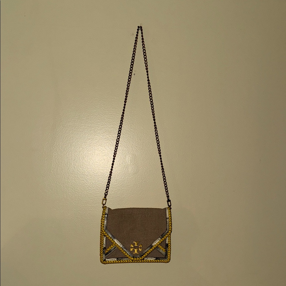 Tory Burch Yellow and Beige snakeskin Woven Clutch - Picture 6 of 8